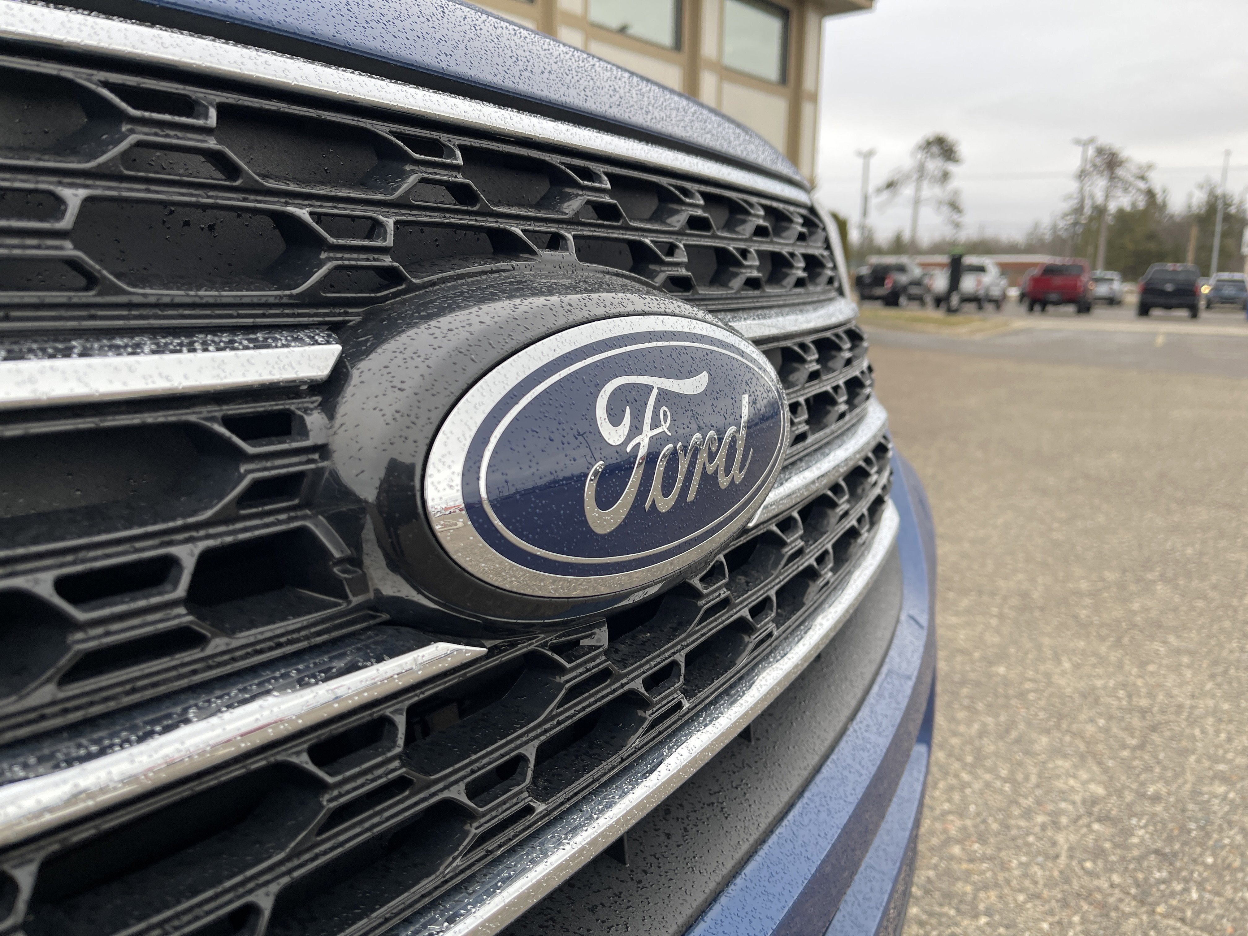 Certified 2023 Ford Explorer XLT w/ Equipment Group 202A image 25