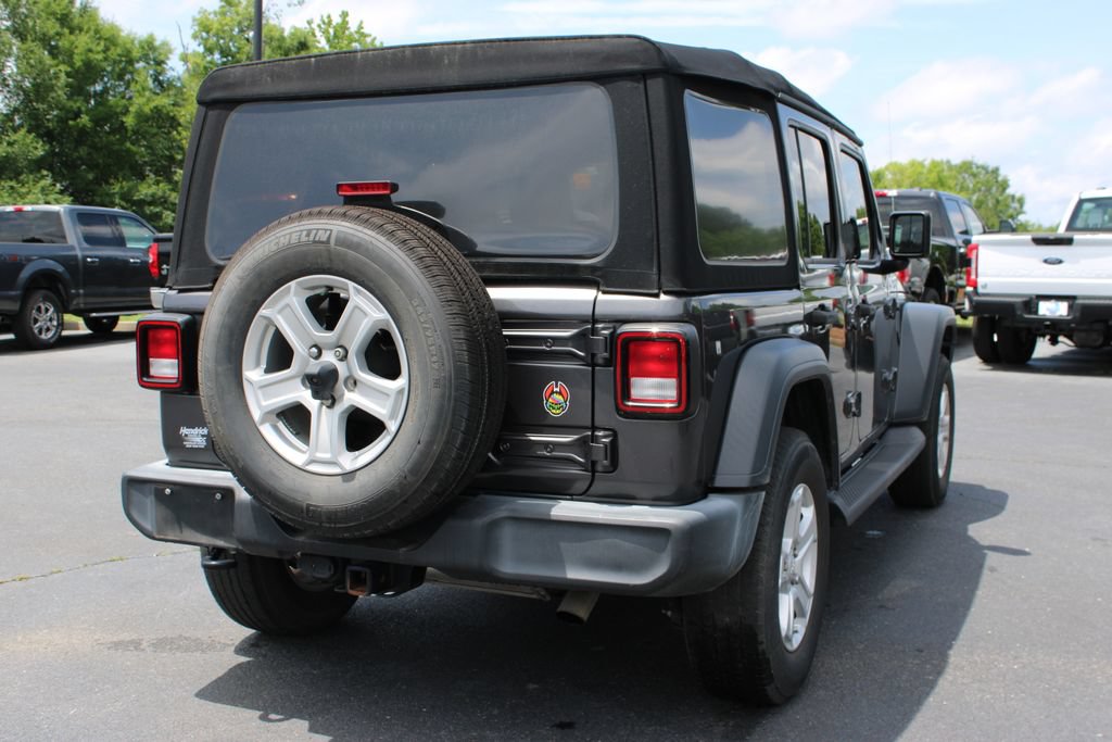 Used 2019 Jeep Wrangler Unlimited Sport S AWD/4WD image 17