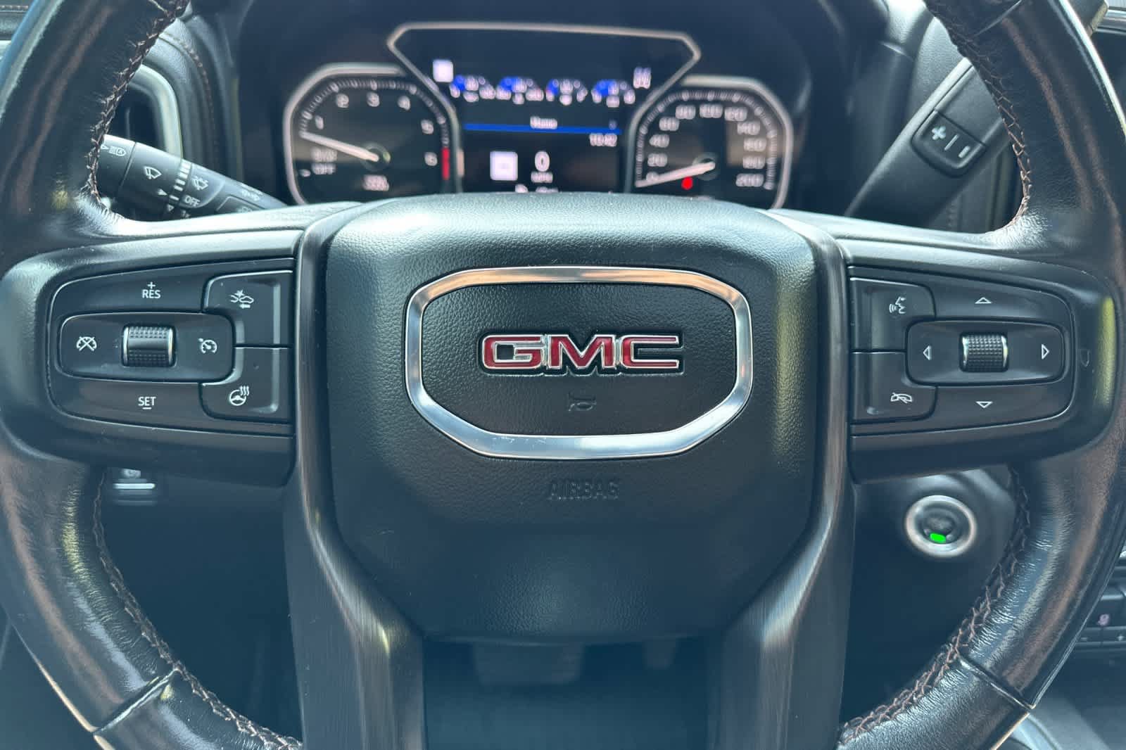 Used 2020 GMC Sierra 1500 AT4 w/ AT4 Premium Package AWD/4WD image 22