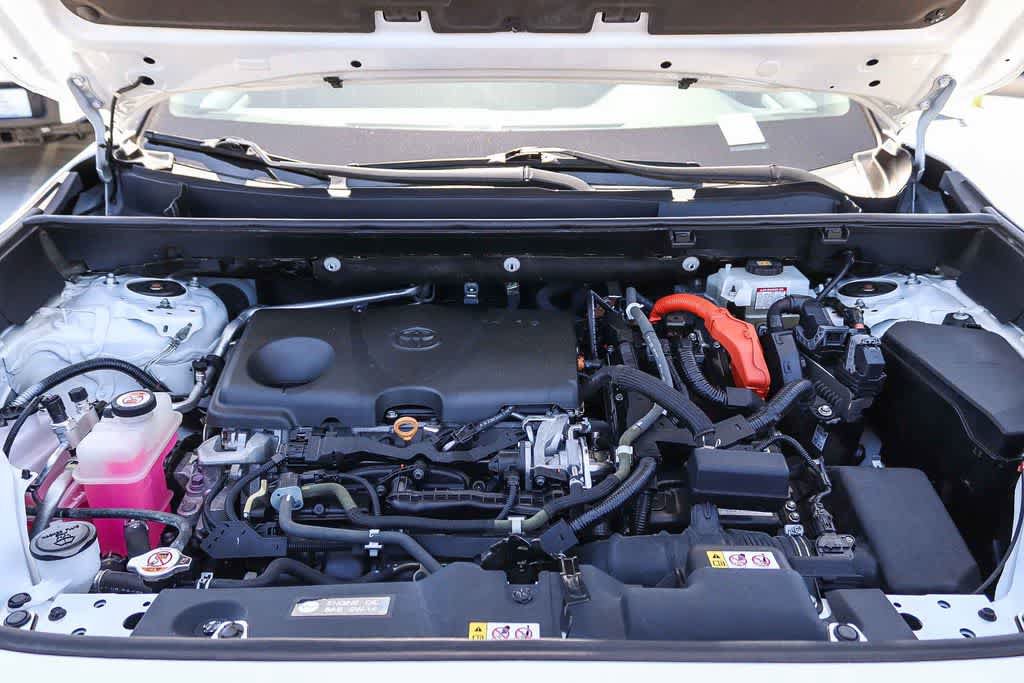 Used 2020 Toyota RAV4 LE w/ All Weather Liner Package AWD/4WD image 28