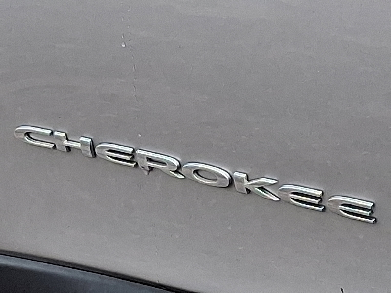 Used 2017 Jeep Cherokee Latitude w/ Cold Weather Group image 29