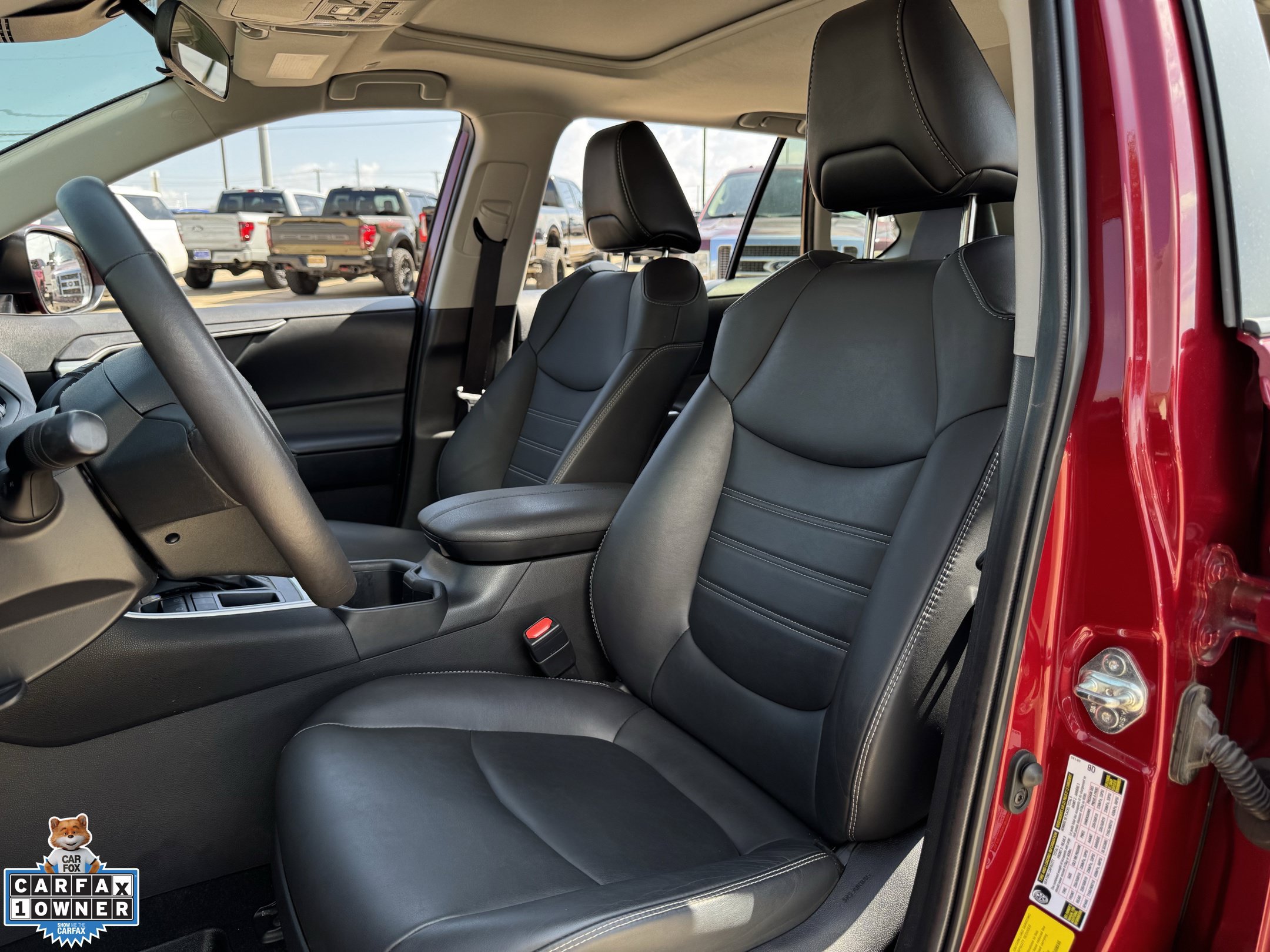 Used 2023 Toyota RAV4 XLE Premium FWD image 23