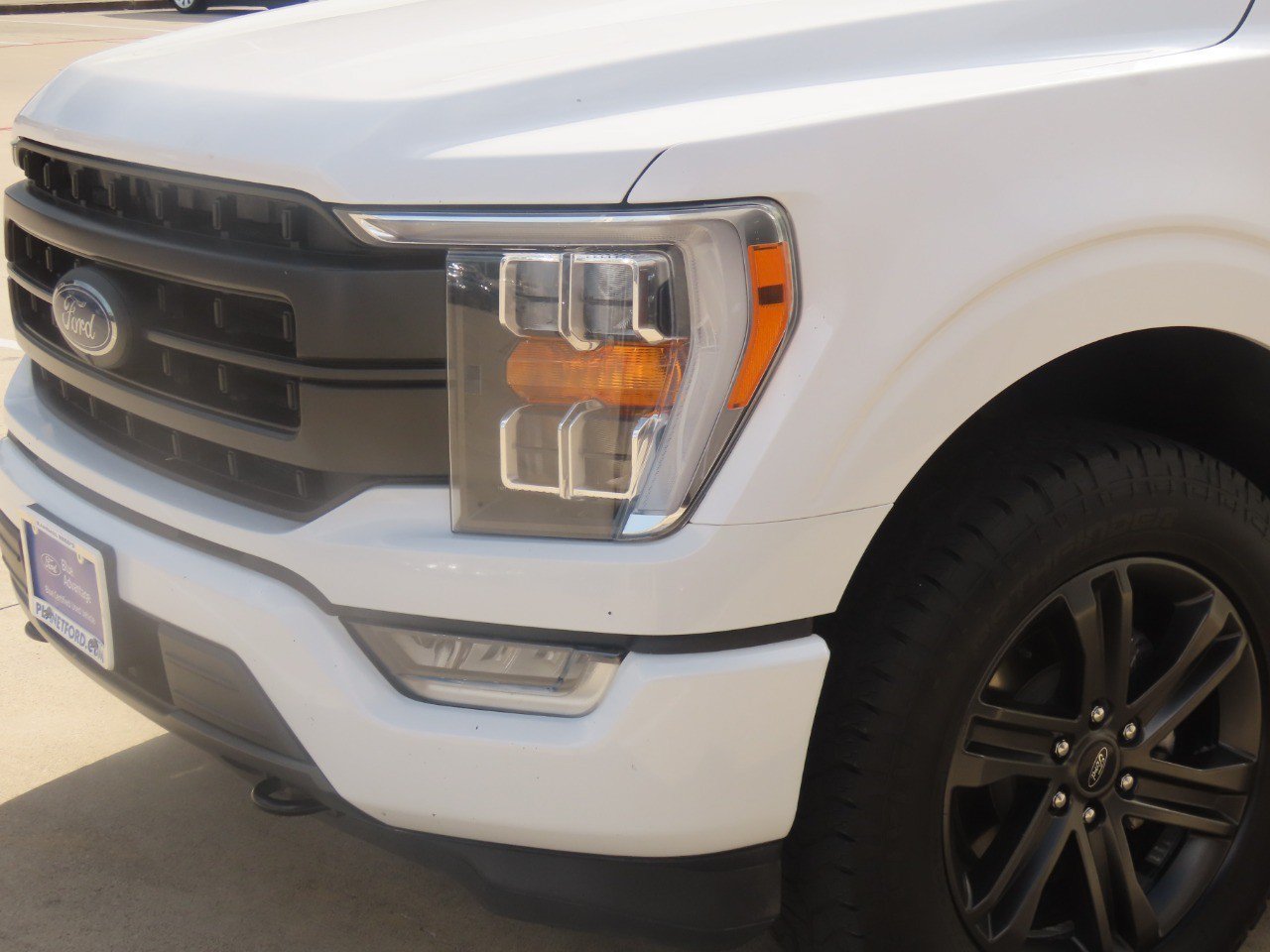 Certified 2022 Ford F150 Lariat AWD/4WD image 3