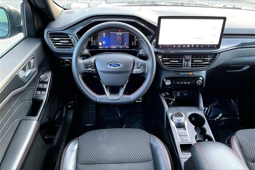 Certified 2023 Ford Escape ST-Line w/ Tech Pack #1 image 5