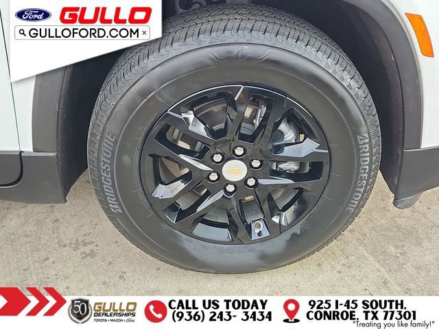 Used 2023 Chevrolet Traverse LS image 29