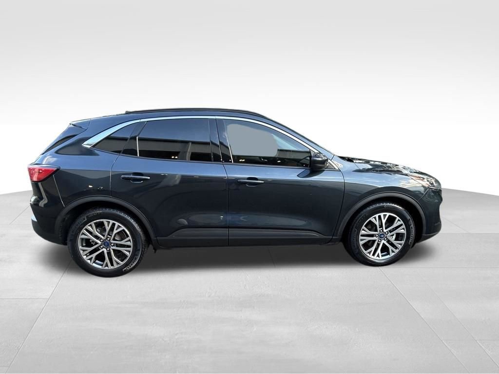 Certified 2022 Ford Escape SEL FWD image 3