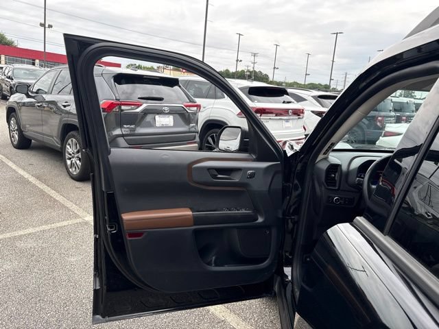 Certified 2023 Ford Bronco Sport Outer Banks w/ Tech Package AWD/4WD image 6