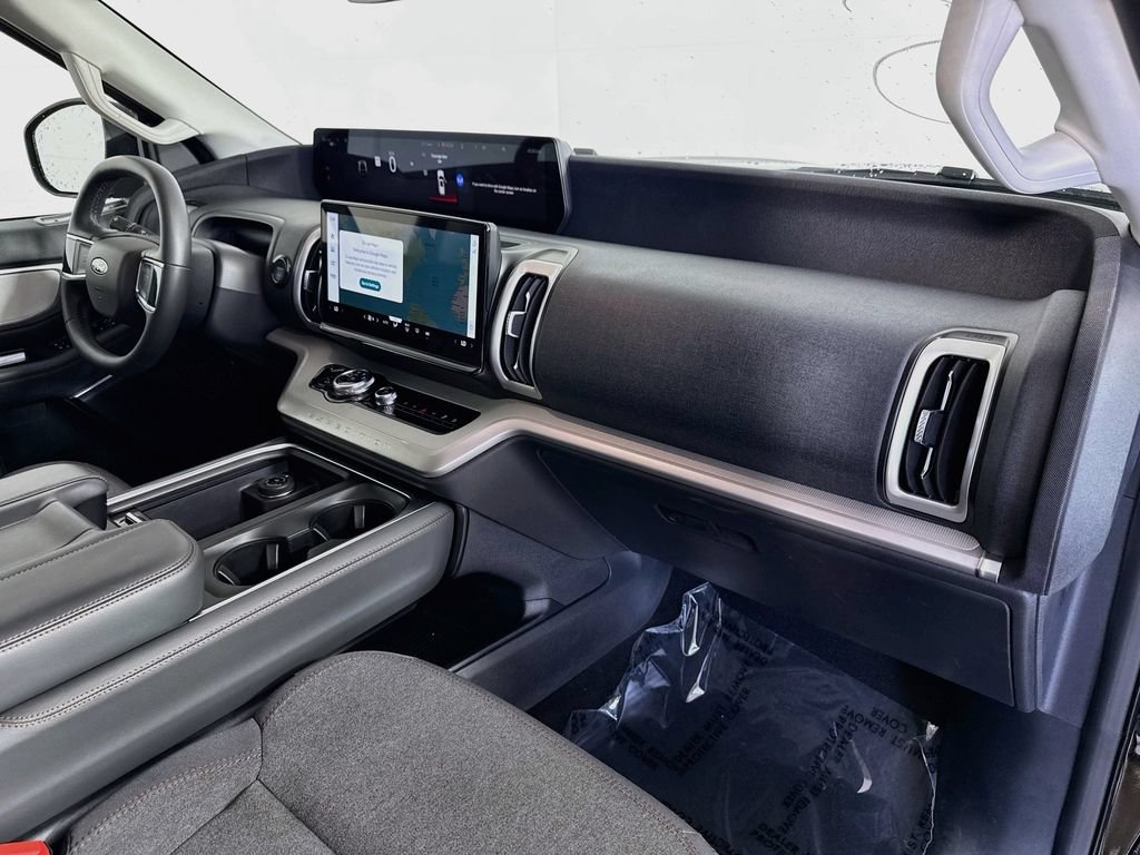Certified 2025 Ford Expedition Max Active AWD/4WD image 29