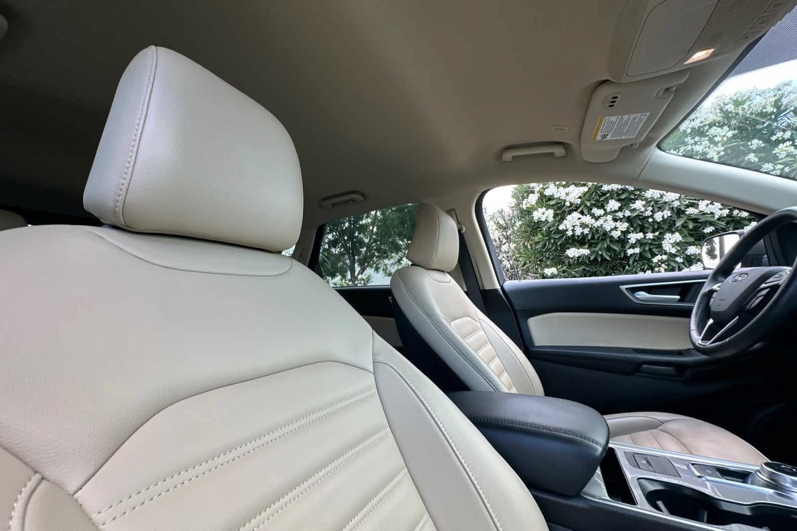 Certified 2024 Ford Edge SEL w/ Convenience Package AWD/4WD image 18