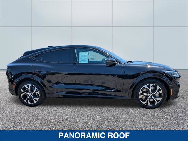 Certified 2022 Ford Mustang Mach-E Premium AWD/4WD image 6