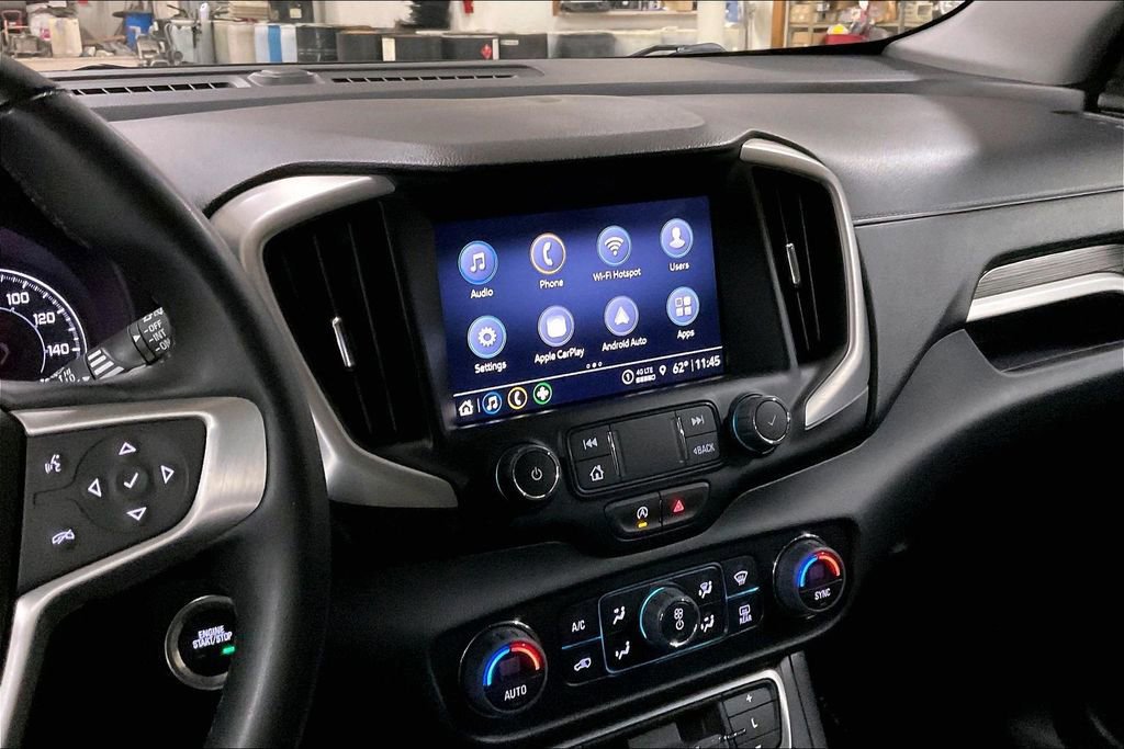 Used 2024 GMC Terrain SLT image 8