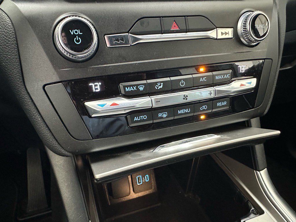 Certified 2020 Ford Explorer XLT w/ Equipment Group 202A image 44