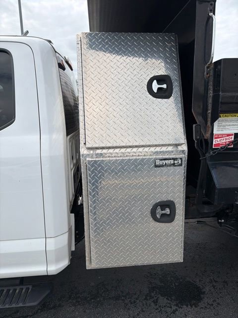 Certified 2021 Ford F550 4x4 SuperCab Super Duty image 2