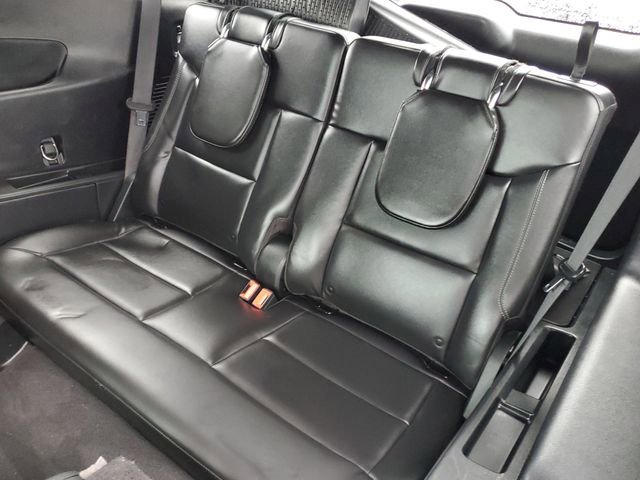 Certified 2022 Ford Explorer XLT w/ Equipment Group 202A image 35