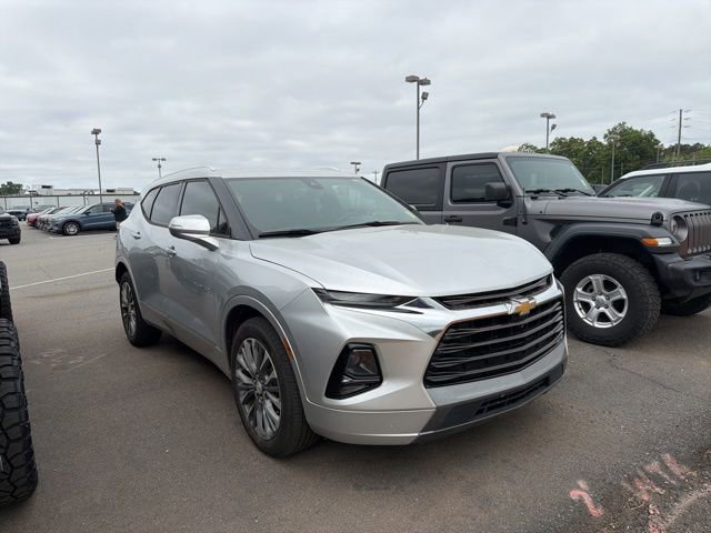 Used 2019 Chevrolet Blazer Premier w/ Driver Confidence II Package FWD image 2