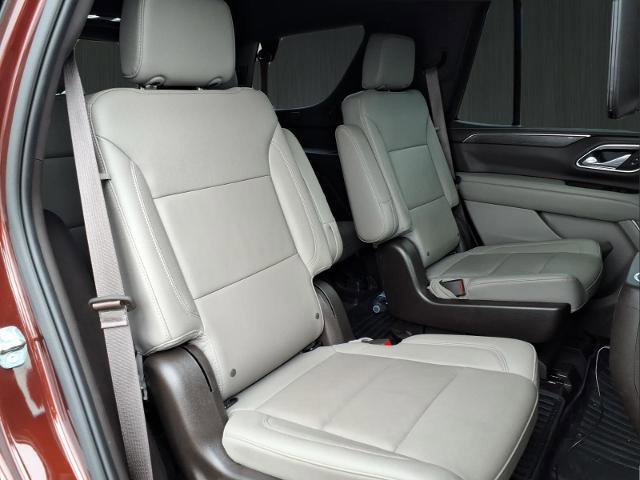 Used 2023 Chevrolet Tahoe Z71 w/ Z71 Off-Road Package image 16