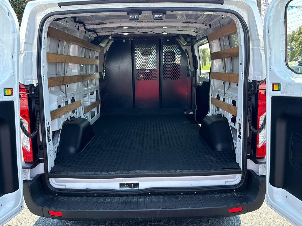 Certified 2023 Ford Transit 250 Low Roof w/ Exterior Upgrade Package RWD image 17