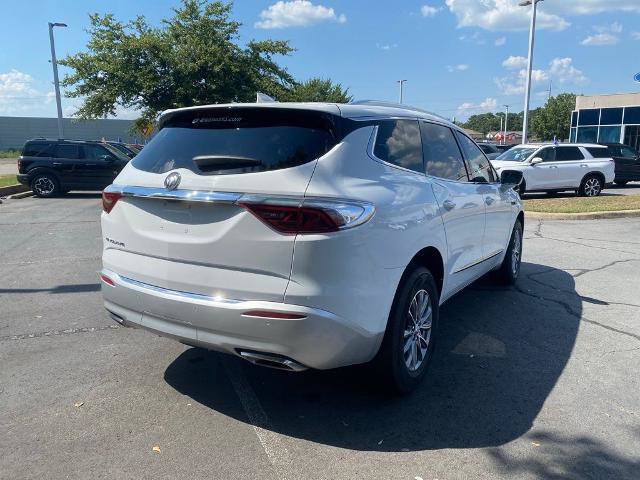 Used 2024 Buick Enclave Premium FWD image 7