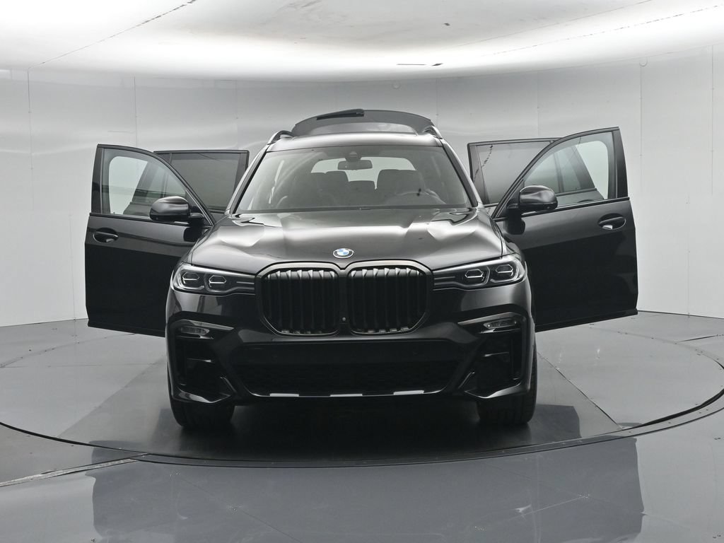 Used 2020 BMW X7 xDrive40i w/ M Sport Package AWD/4WD image 37