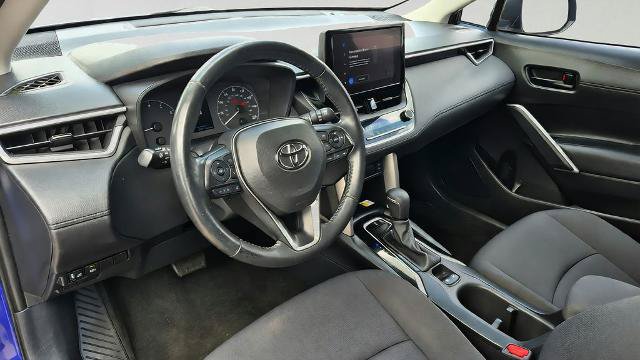 Used 2023 Toyota Corolla Cross LE FWD image 9