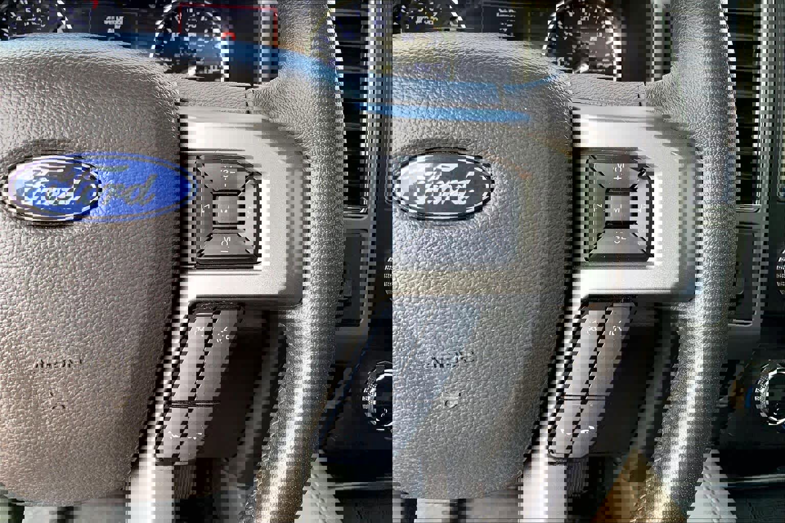 Certified 2021 Ford Expedition Max XLT image 25