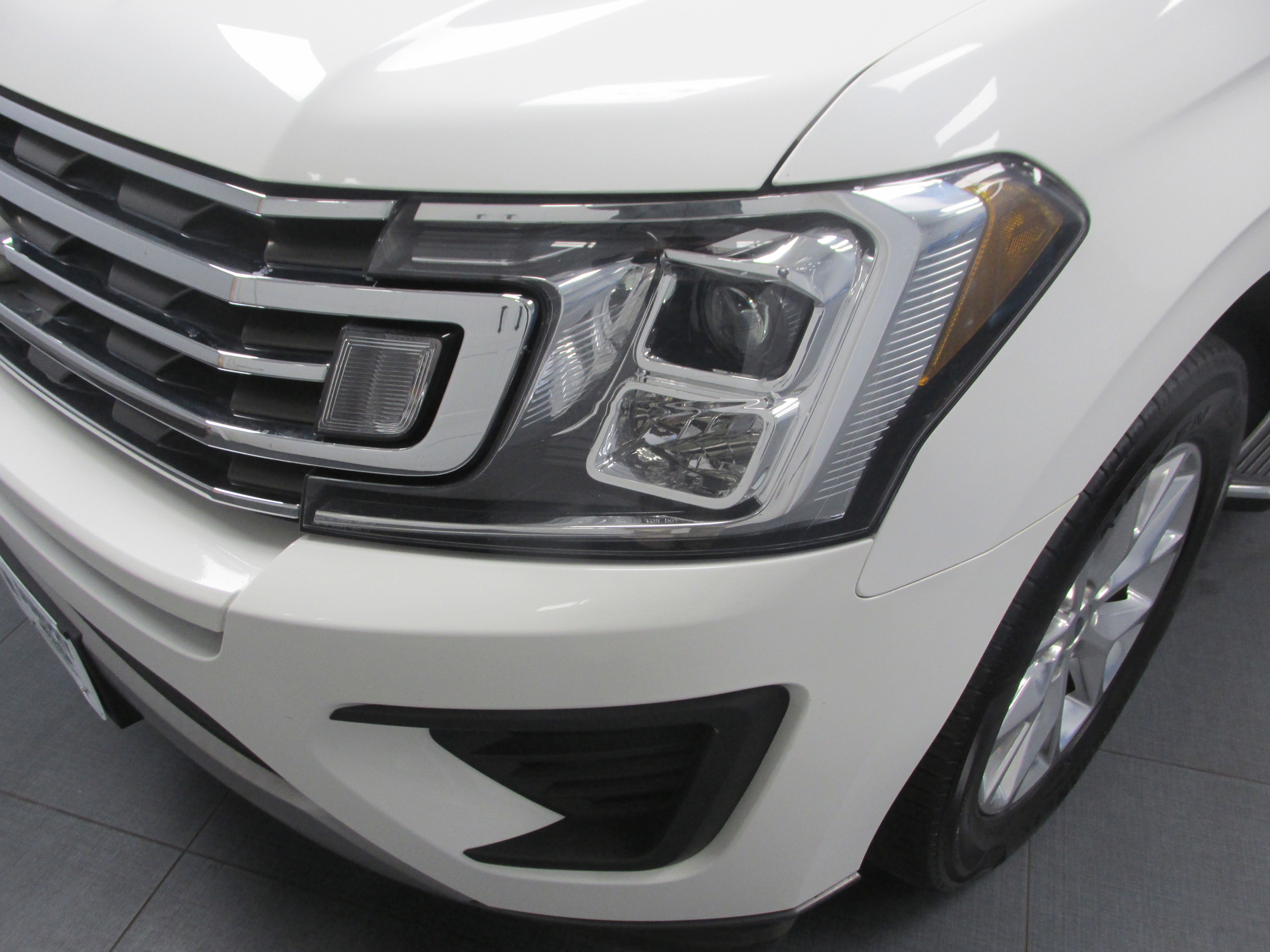 Certified 2021 Ford Expedition XLT image 9