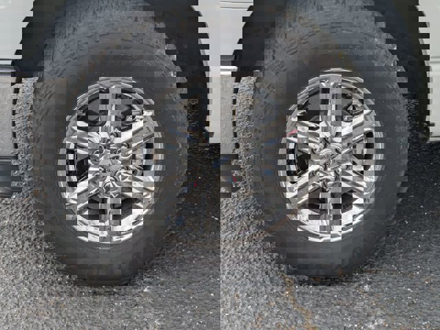 Certified 2024 Ford F150 XLT image 11