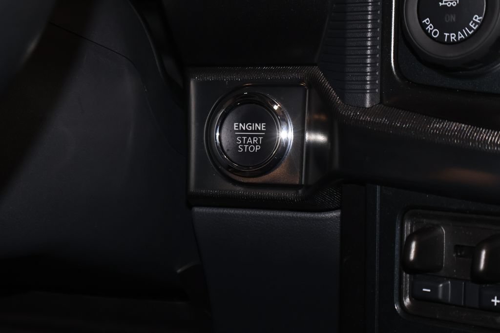 Certified 2025 Ford F150 Raptor AWD/4WD image 30