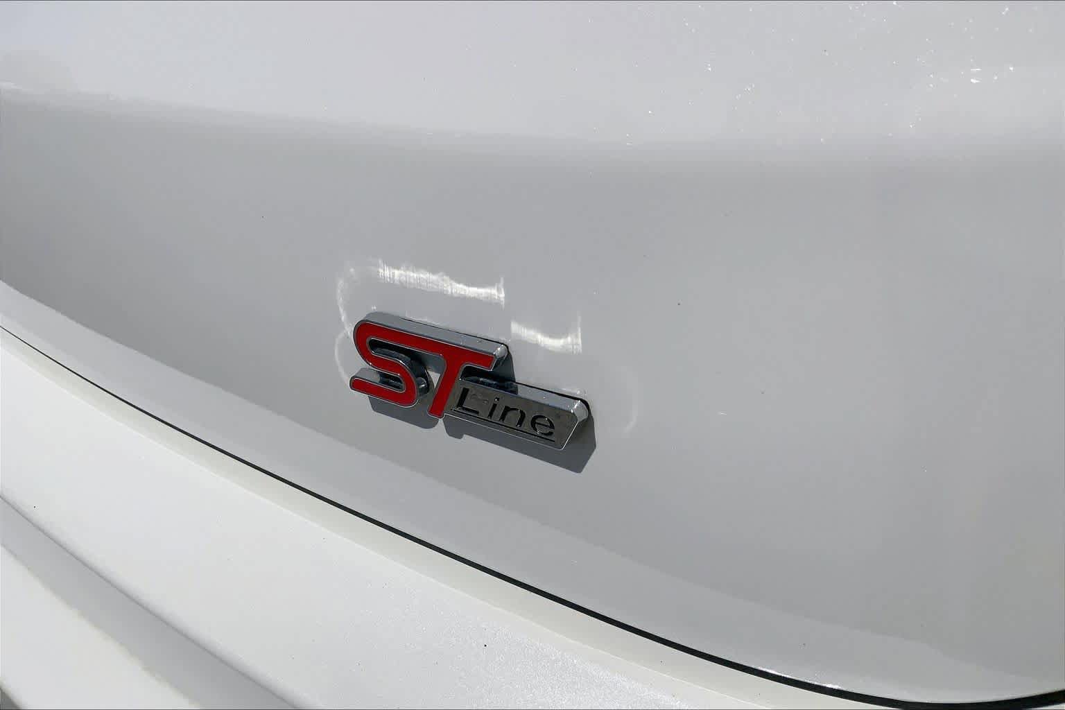 Certified 2024 Ford Edge ST-Line AWD/4WD image 10