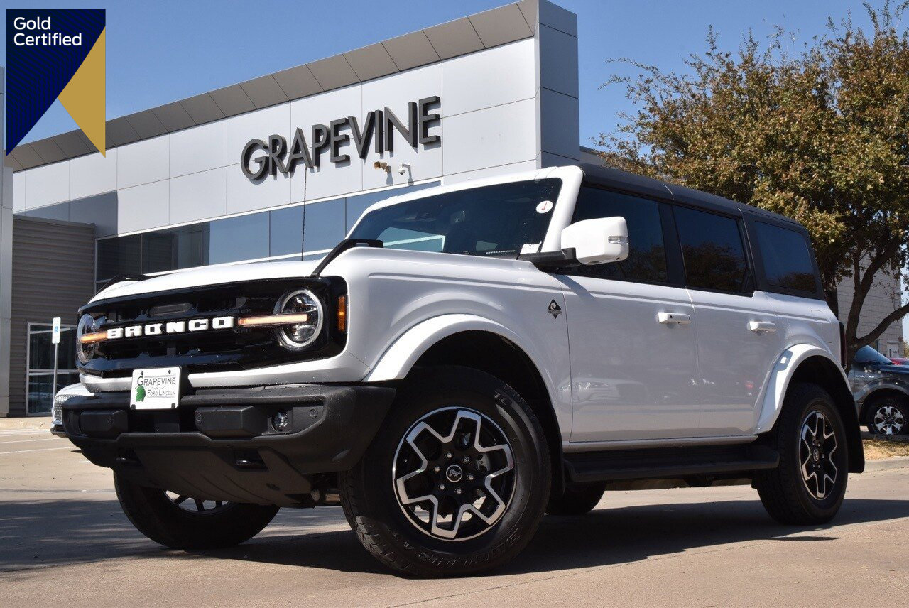 Certified 2025 Ford Bronco Outer Banks