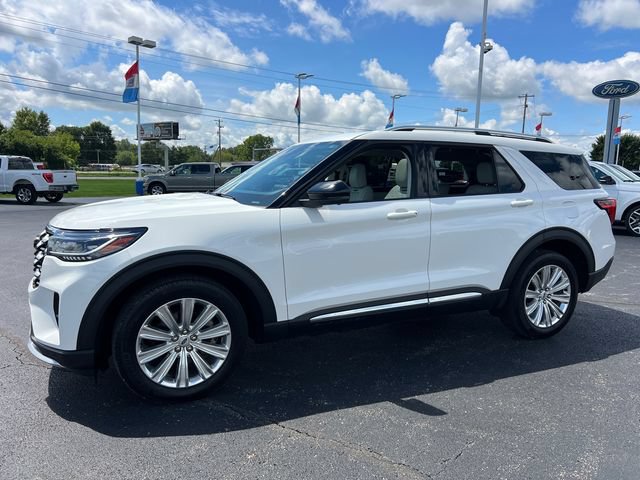 Certified 2025 Ford Explorer Platinum w/ LUX Leather Package AWD/4WD image 3