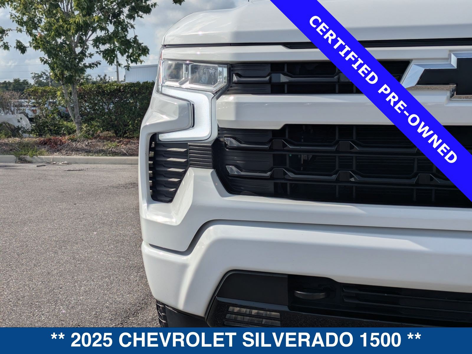 Used 2025 Chevrolet Silverado 1500 RST AWD/4WD image 9
