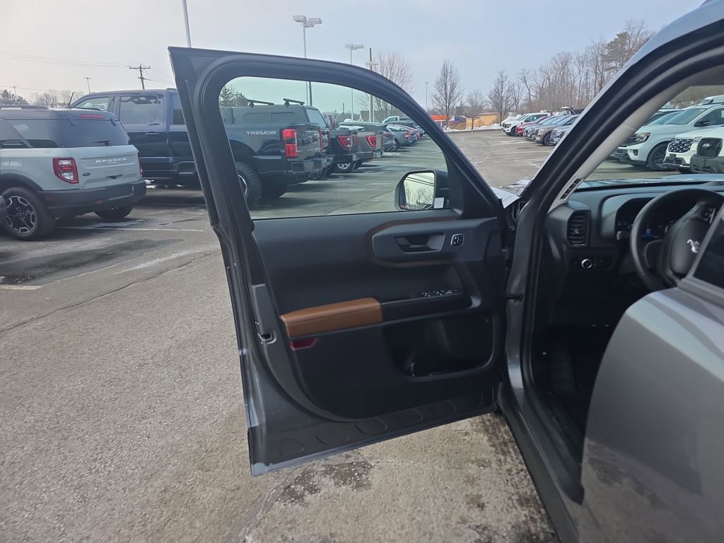 Certified 2024 Ford Bronco Sport Outer Banks w/ Tech Package image 18