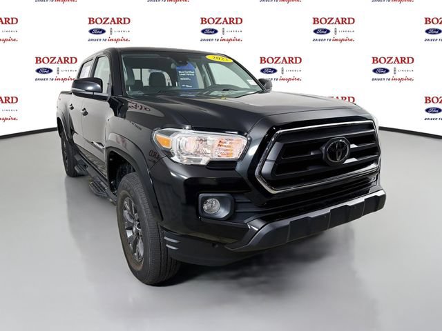 Used 2022 Toyota Tacoma SR5 w/ Technology Package RWD image 1