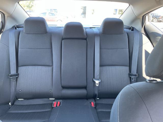 Used 2025 Nissan Altima 2.5 SV FWD image 12
