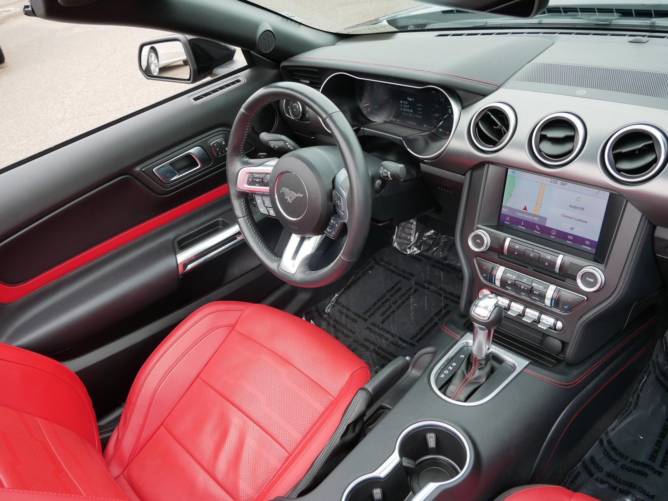 Certified 2022 Ford Mustang GT Premium RWD image 9