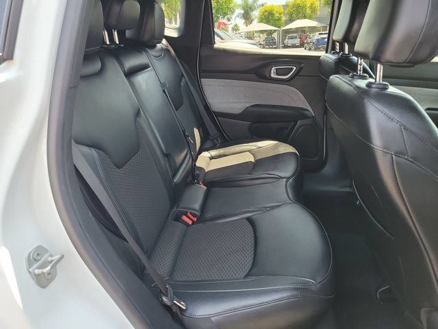 Used 2024 Jeep Compass Latitude AWD/4WD image 19
