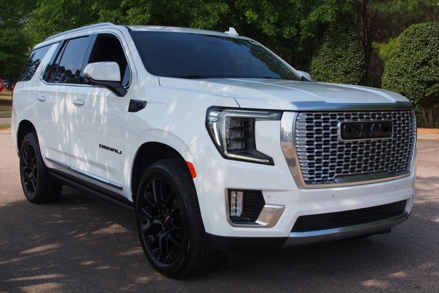 Used 2023 GMC Yukon Denali w/ LPO, Floor Liner Package AWD/4WD image 1