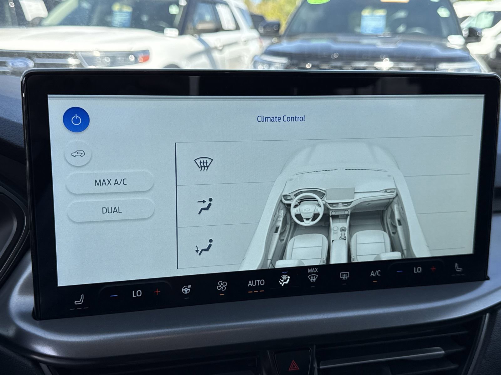 Certified 2025 Ford Escape SE image 22