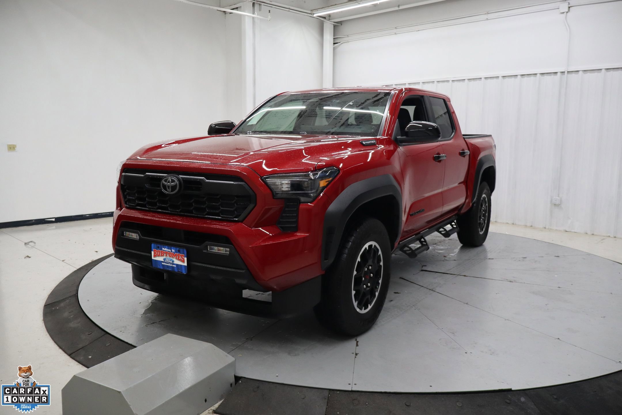 Used 2025 Toyota Tacoma TRD Off-Road AWD/4WD image 10