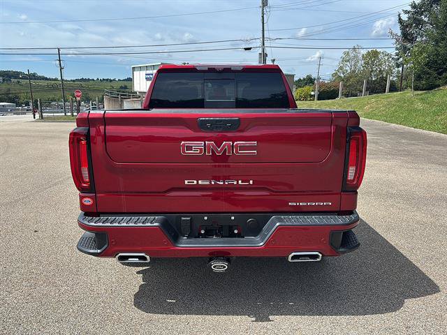 Used 2022 GMC Sierra 1500 Denali w/ Denali Reserve Package AWD/4WD image 3