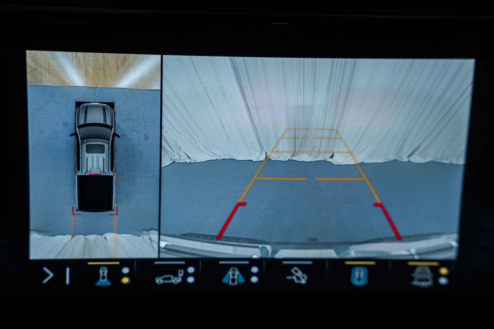 Used 2023 GMC Sierra 1500 AT4X image 54