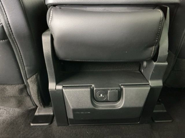 Certified 2025 Ford F350 Lariat w/ Black Appearance Package image 28