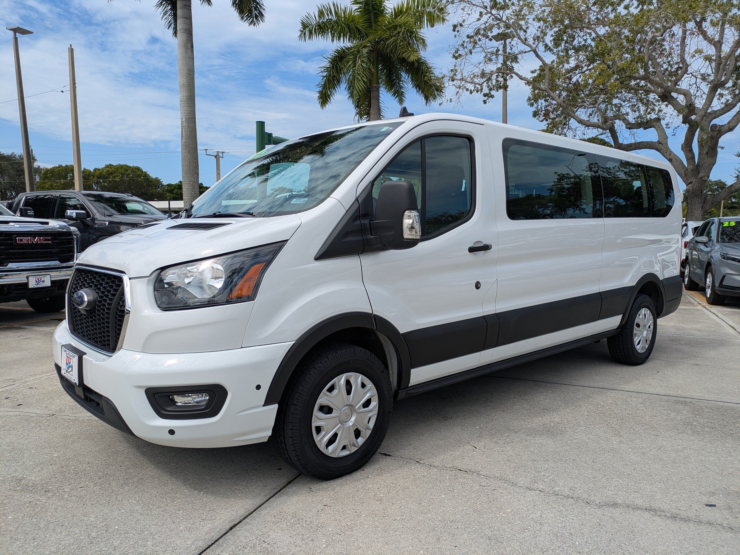 Certified 2025 Ford Transit 350 XLT RWD image 7