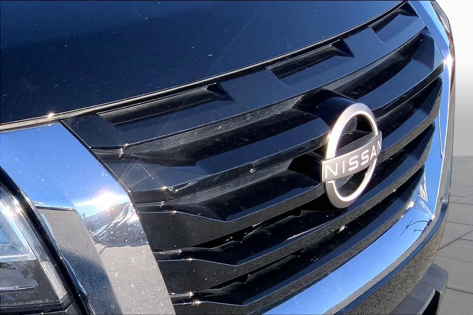 Used 2023 Nissan Pathfinder SL w/ SL Premium Package FWD image 29