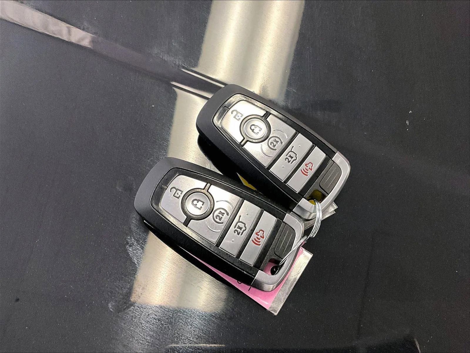 Certified 2023 Ford Edge SEL w/ Convenience Package image 9