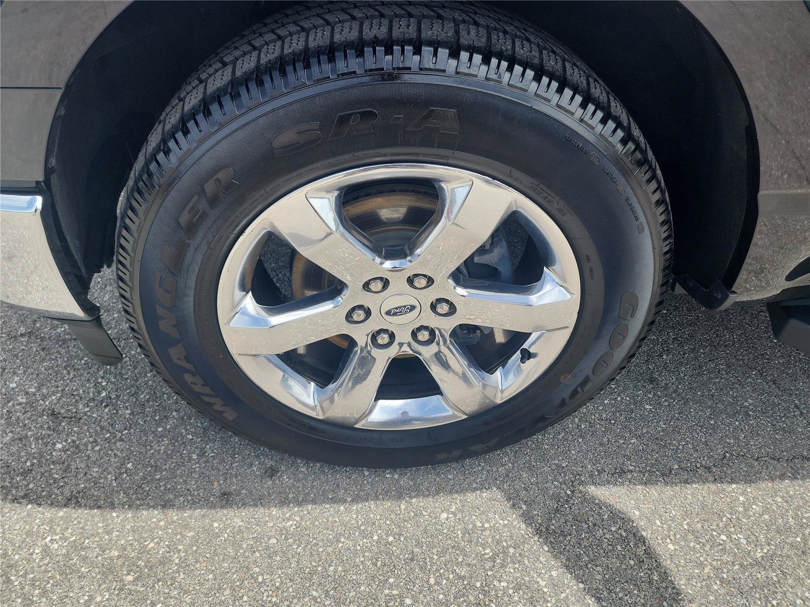 Certified 2021 Ford F150 Lariat RWD image 9