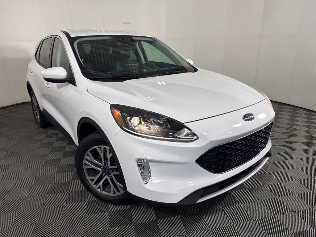 Certified 2022 Ford Escape SEL AWD/4WD image 2