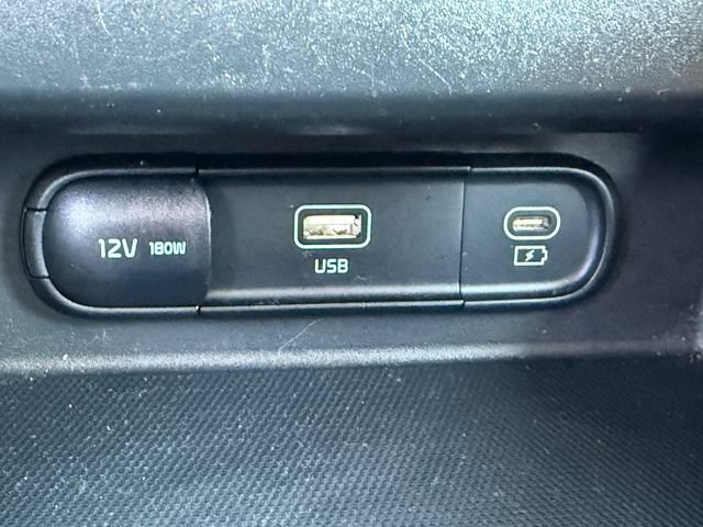 Used 2024 Kia Seltos EX AWD/4WD image 13