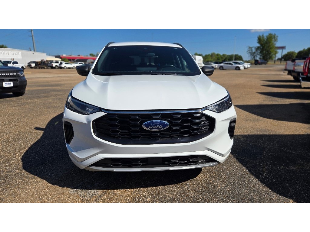 Certified 2023 Ford Escape ST-Line w/ Tech Pack #1 FWD image 9
